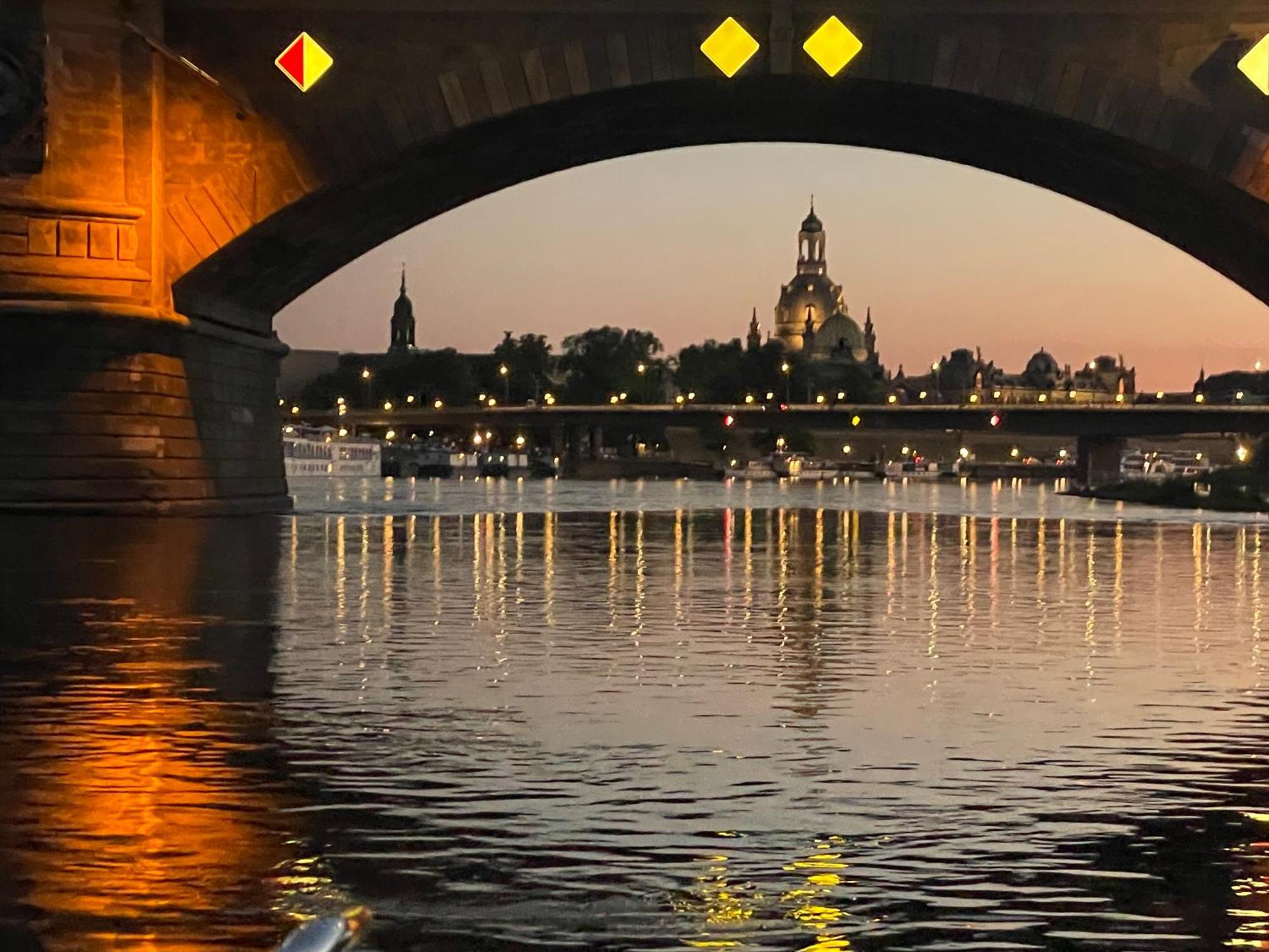 Ferienwohnungen Landeskrone Dresden Exteriör bild